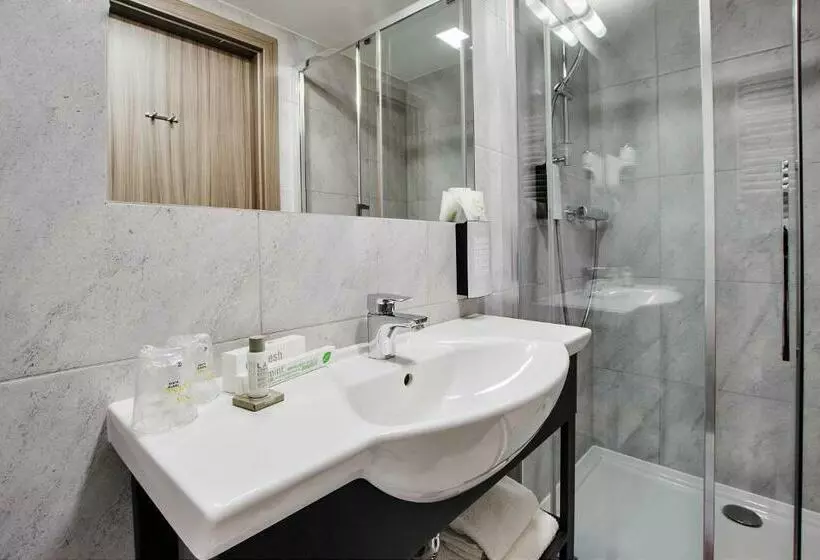 スタンダードルーム, Golden Tulip Krakow Kazimierz