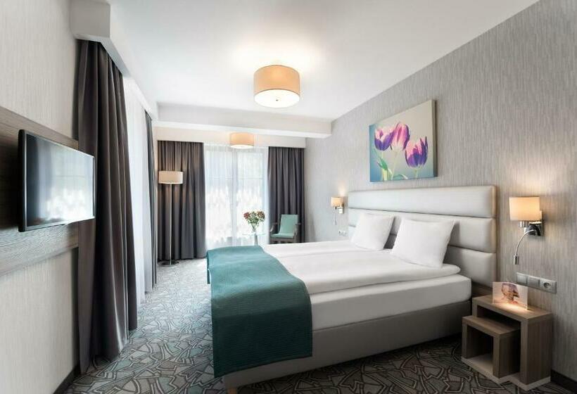 Номер Deluxe, Golden Tulip Krakow Kazimierz