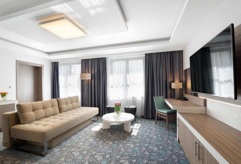 家庭小型套房, Golden Tulip Krakow Kazimierz