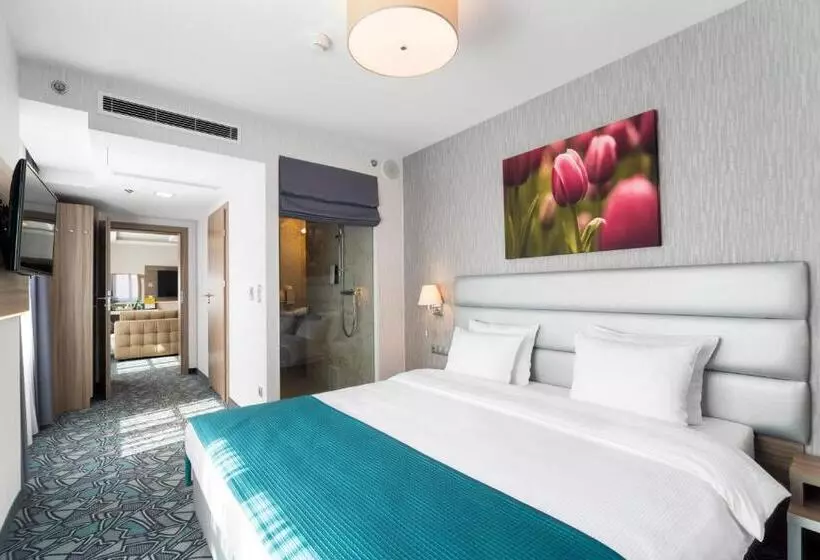 ファミリージュニアスイート, Golden Tulip Krakow Kazimierz