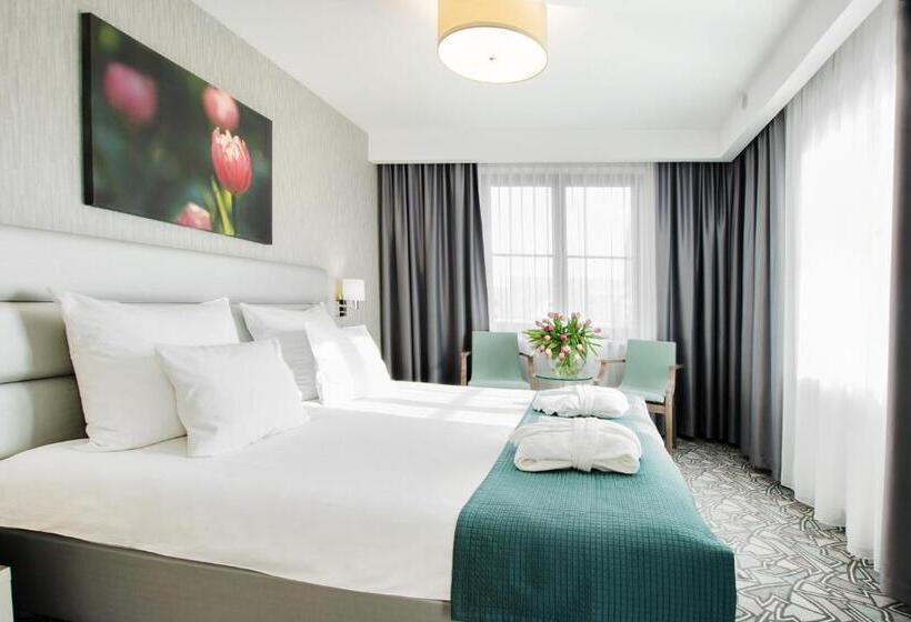 Семейный Полулюкс, Golden Tulip Krakow Kazimierz
