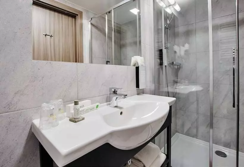 スタンダードルーム, Golden Tulip Krakow Kazimierz