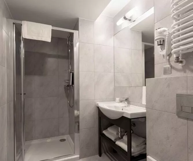 デラックスルーム, Golden Tulip Krakow Kazimierz