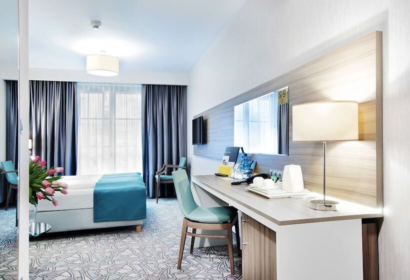 Номер Deluxe, Golden Tulip Krakow Kazimierz