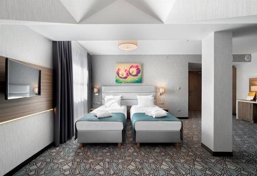 Номер Deluxe, Golden Tulip Krakow Kazimierz
