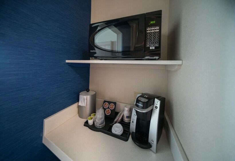 חדר סטנדרט, Holiday Inn Express & Suites Southaven Central Memphis, An Ihg