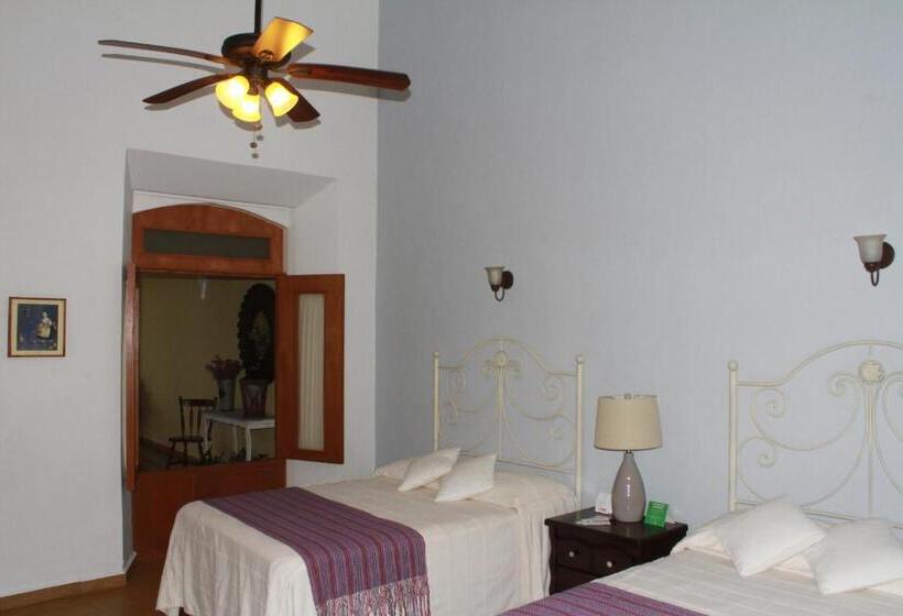 سوئیت با تخت بزرگ, La Casona De Don Jorge