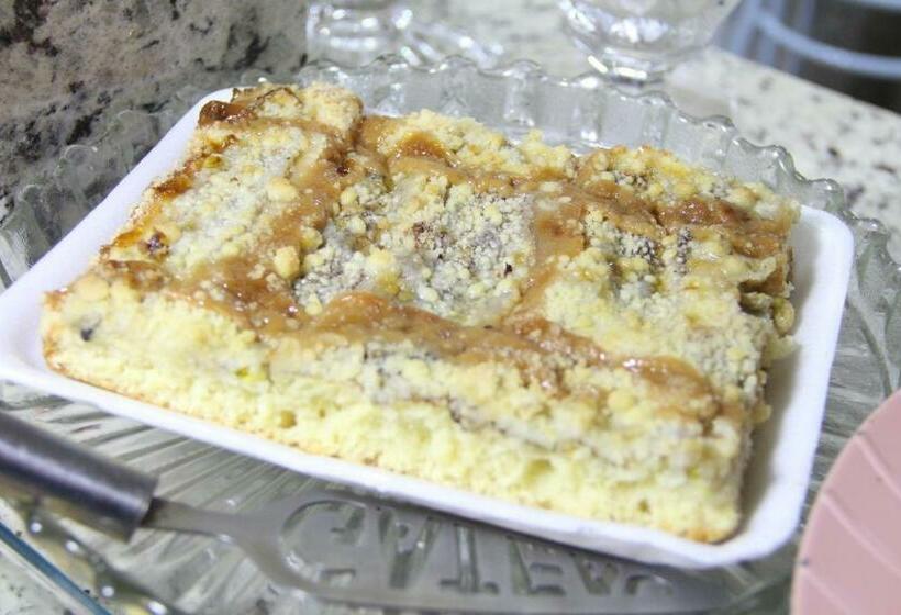 이코노미 트리플 룸, Oasis Chartouni