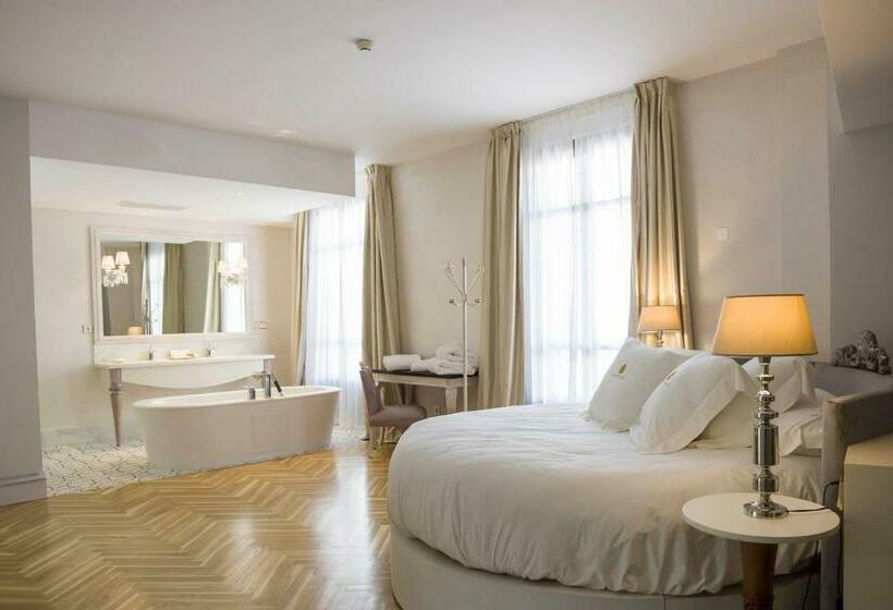 Полулюкс Повышенной Комфортности, Palacio De úbeda 5 G.l