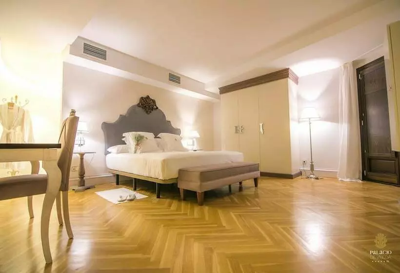 スーペリアールーム, Palacio De úbeda 5 G.l