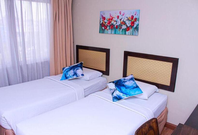 Quarto Superior Vista Cidade, Queenspark Lovita