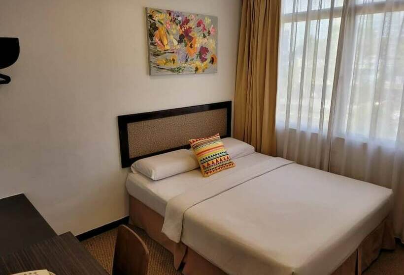 Quarto Superior Vista Cidade, Queenspark Lovita