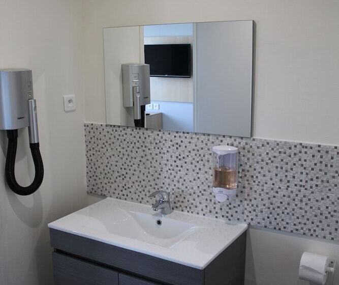 패밀리 룸, Saglam Hôtel