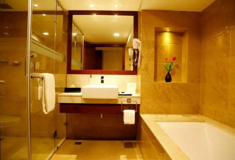 سوئیت رویال, The Raviz Calicut