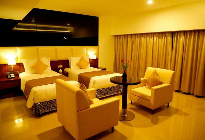 Quarto Premium, The Raviz Calicut