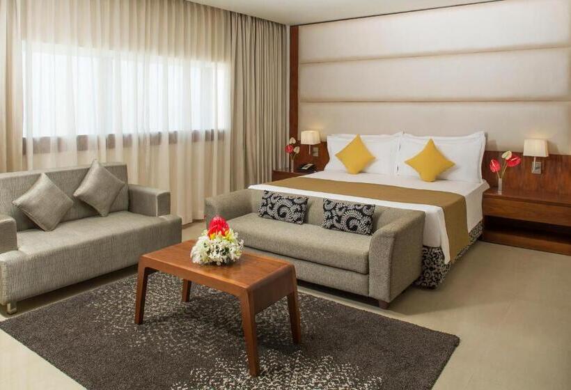 Quarto Club, The Raviz Calicut