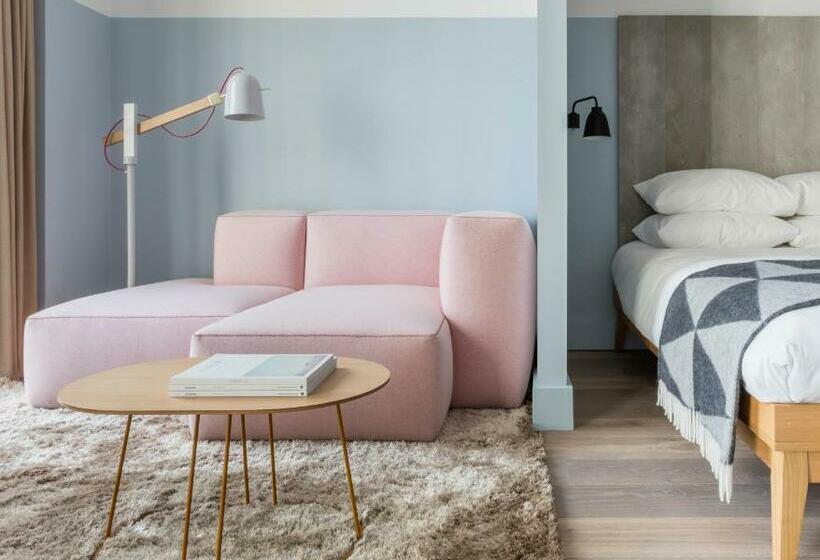 标准工作室, Leman Locke