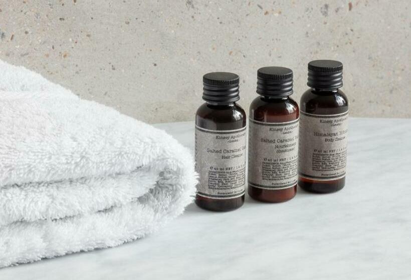 标准工作室, Leman Locke