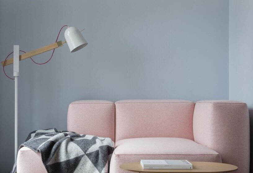 标准工作室, Leman Locke