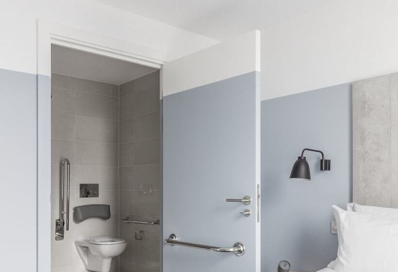 适合残疾人士使用的套间, Leman Locke