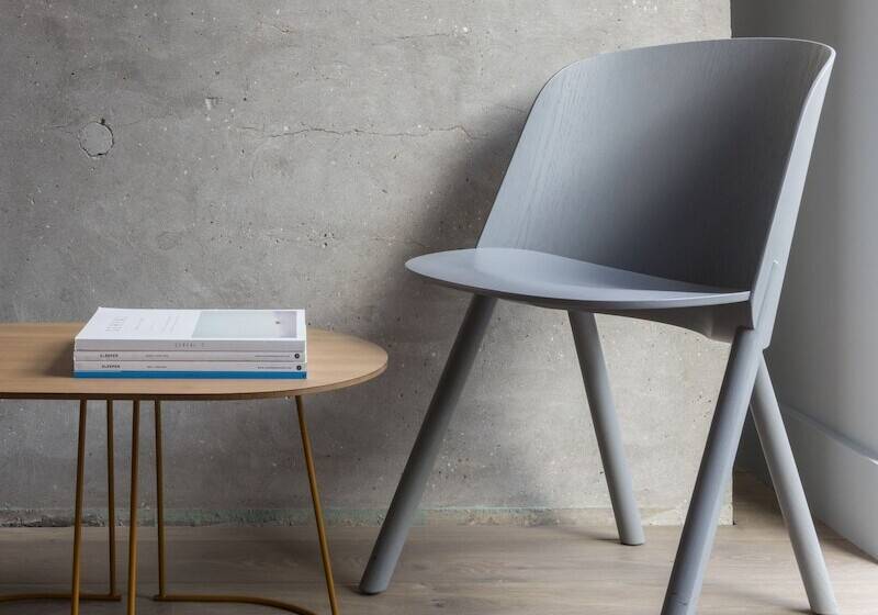 适合残疾人士使用的套间, Leman Locke