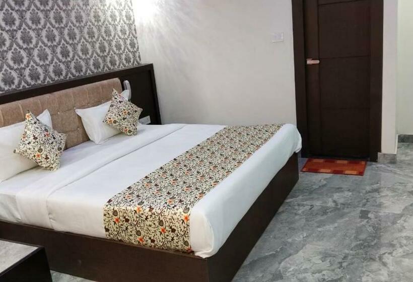 Deluxe Kamer, Bagga Kuteer