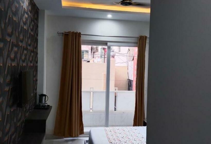 Deluxe Kamer, Bagga Kuteer