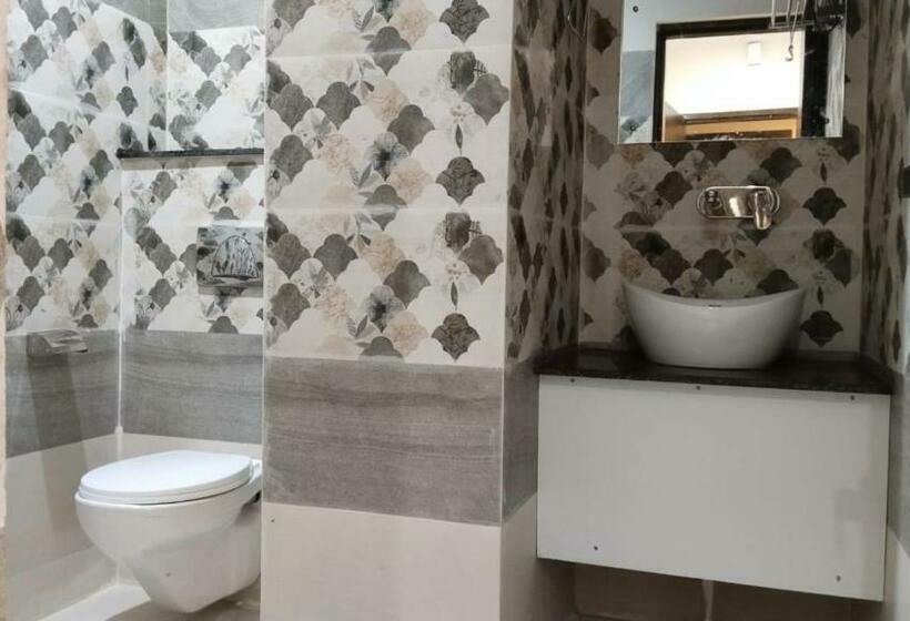 Deluxe Driepersoonskamer, Bagga Kuteer