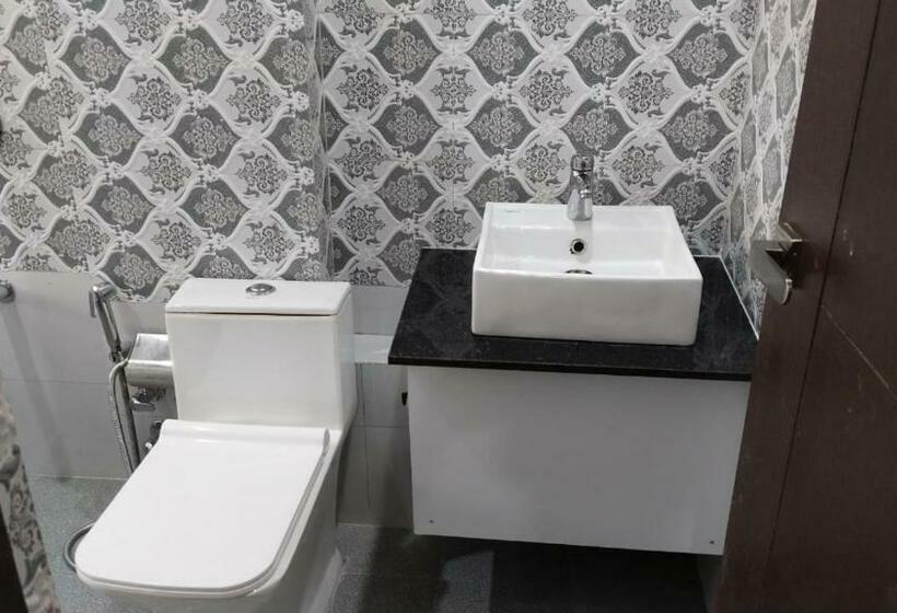 Deluxe Driepersoonskamer, Bagga Kuteer