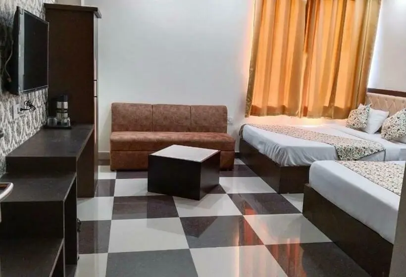Chambre Quadruple Deluxe, Bagga Kuteer