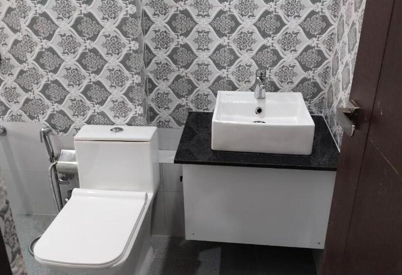 Deluxe Kamer, Bagga Kuteer