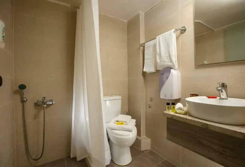 استودیوی سوپریور, Asterion Luxury Studios Airport