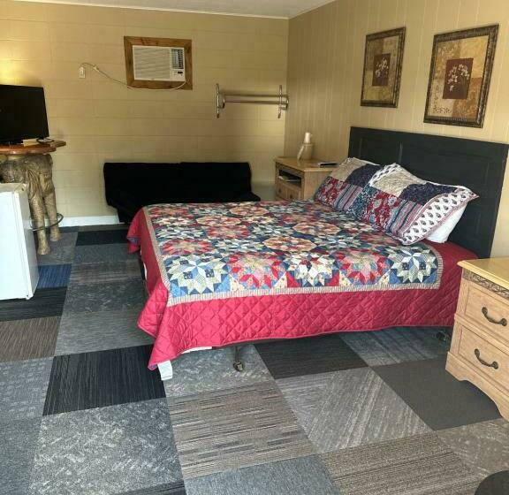 غرفة قياسية سرير كينج, Sportsman S Lodge