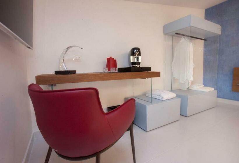 バルコニー付きジュニアスイート, Aquamaris Design Suite & Spa