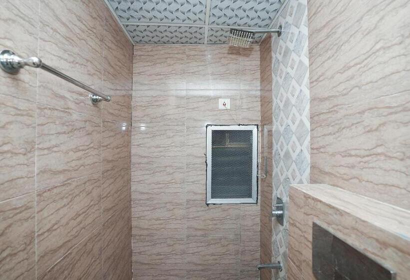 اتاق استاندارد سه نفره, Royal Aqua