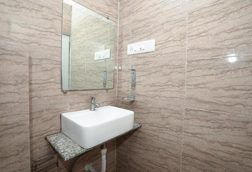 اتاق استاندارد سه نفره, Royal Aqua