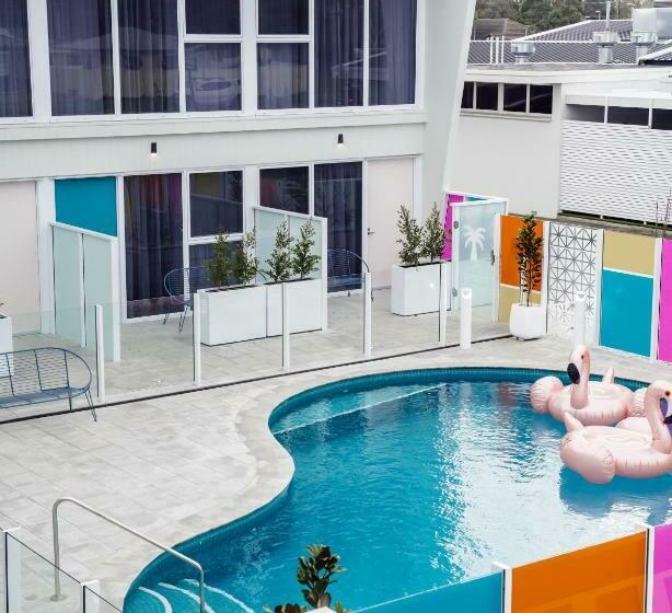 キングサイズベッドのデラックスルーム, Peninsula Hotel Motel