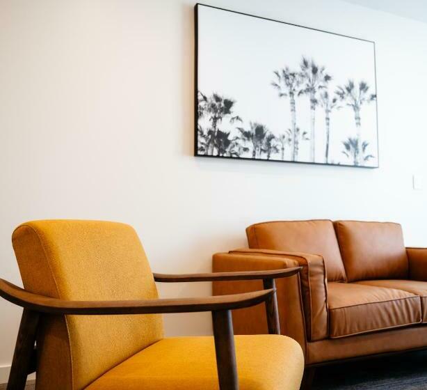 スタンダードルーム, Peninsula Hotel Motel