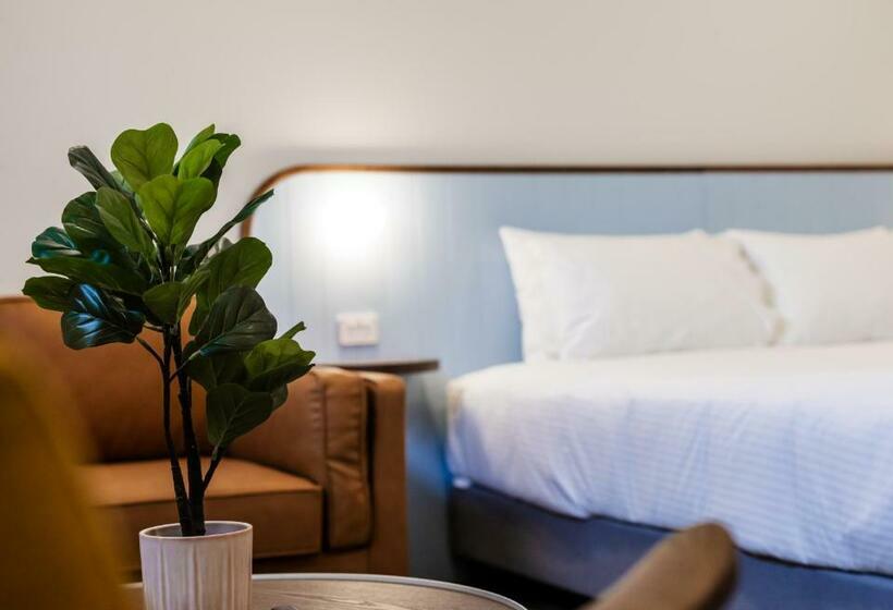 スタンダードルーム, Peninsula Hotel Motel