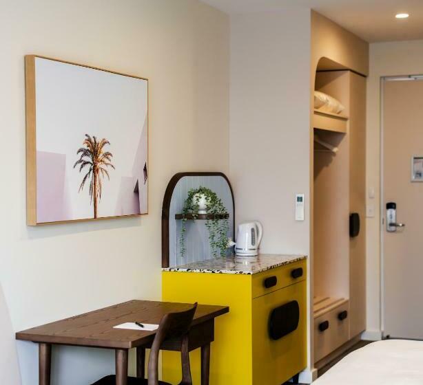 스탠다드 룸 킹사이즈 침대, Peninsula Hotel Motel
