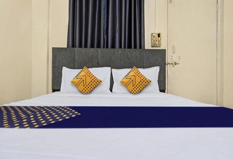 חדר קלאסי לשלושה, Spot On Hotel Sarkar