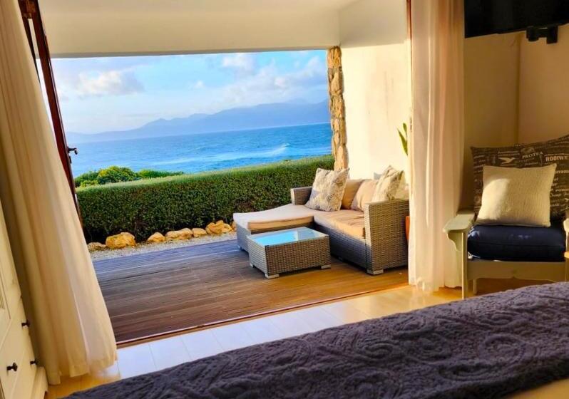 חדר דלוקס עם מיטת קינג, Kleinzee Oceanfront Guest House