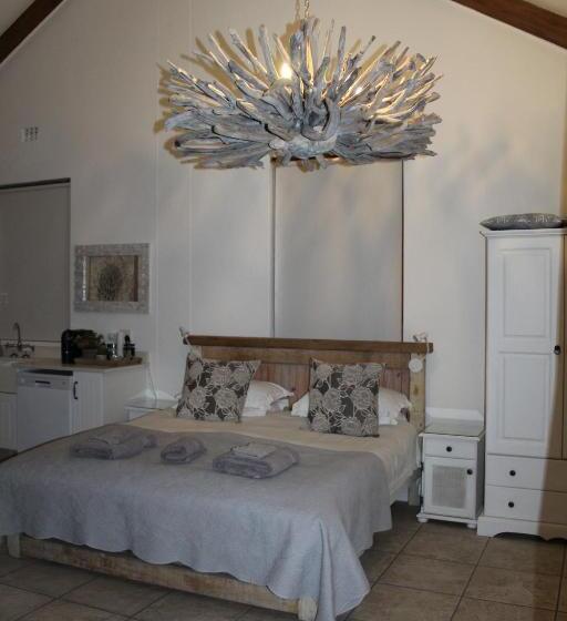 Апартаменты Deluxe 1 Спальня, Kleinzee Oceanfront Guest House