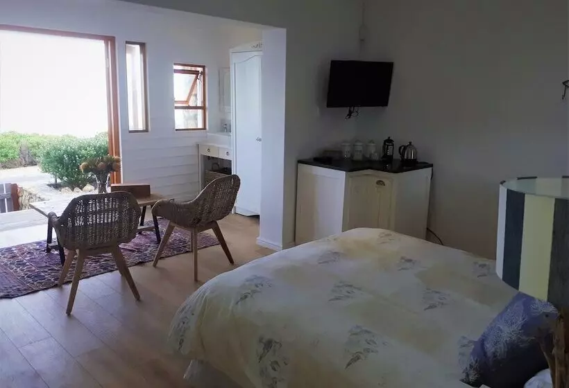 Deluxe Suite Sea View, Kleinzee Oceanfront Guest House