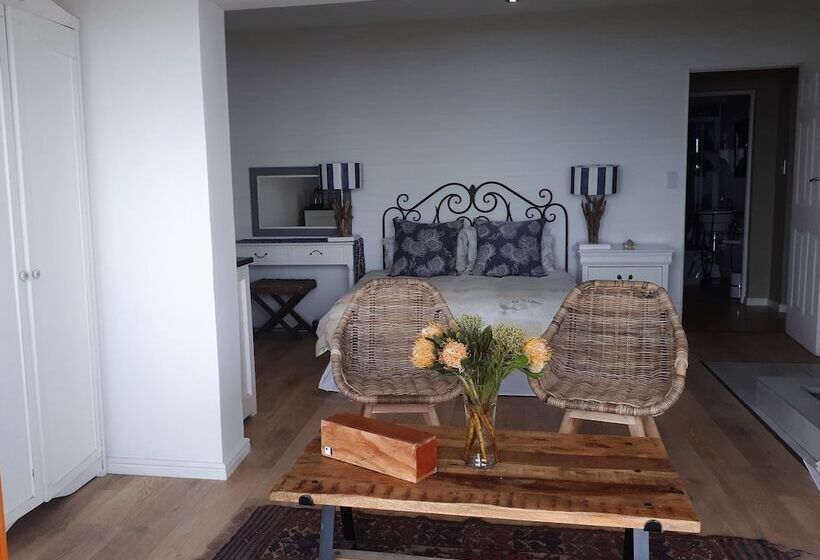 Люкс Deluxe Вид на Море, Kleinzee Oceanfront Guest House