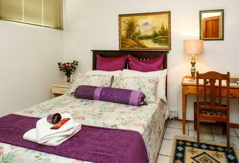 Номер Стандарт Вид на Сад, Langenhoven B And B