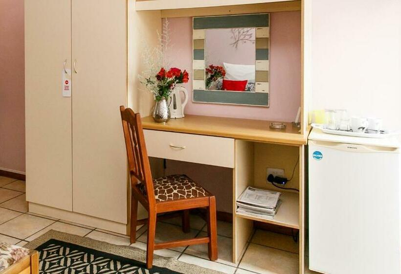 Номер Стандарт, Langenhoven B And B