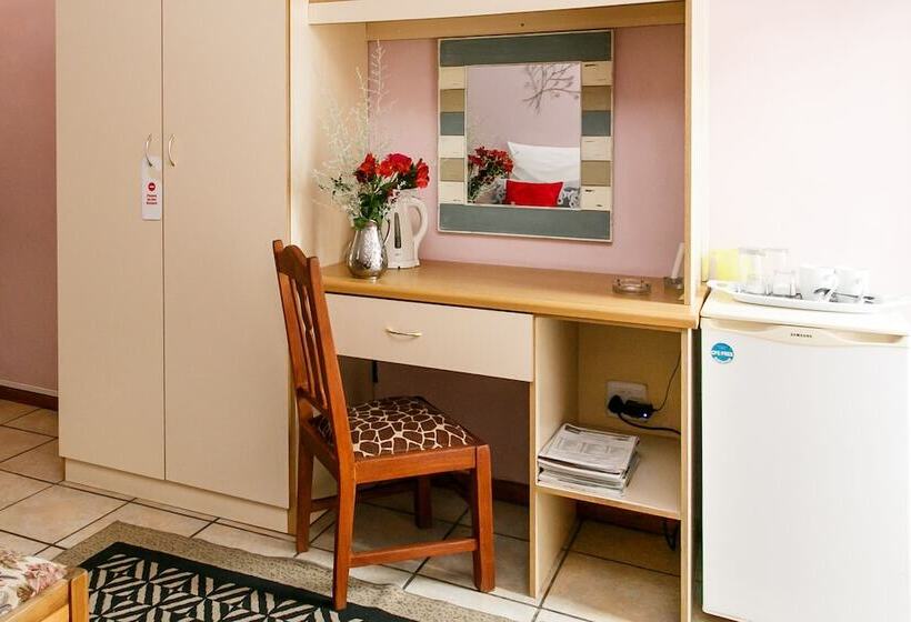 Номер Стандарт, Langenhoven B And B