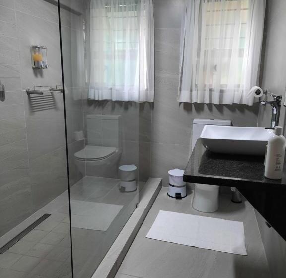 חדר דחוקס עם מיטת קינג, St Lucia Wetlands Guesthouse