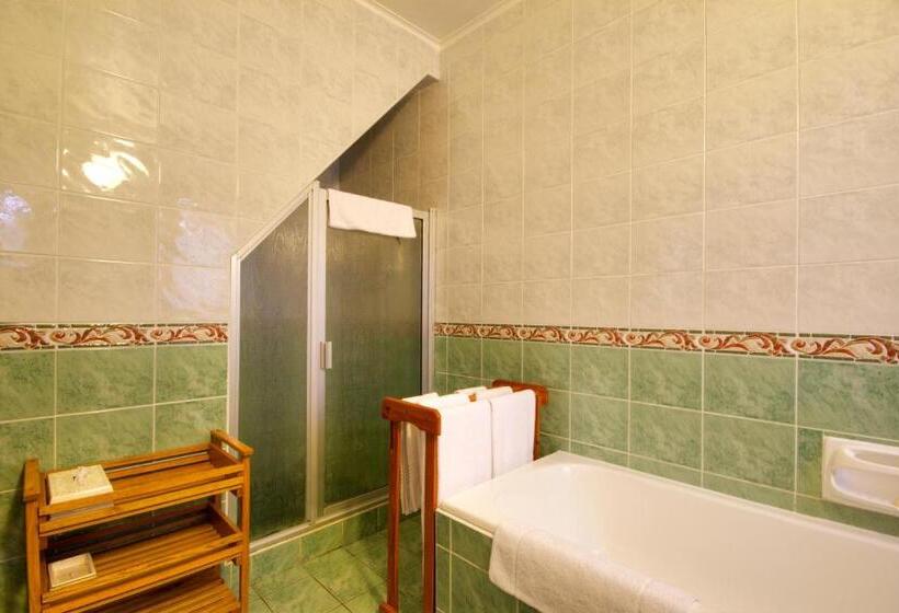 חדר דחוקס עם מיטת קינג, St Lucia Wetlands Guesthouse